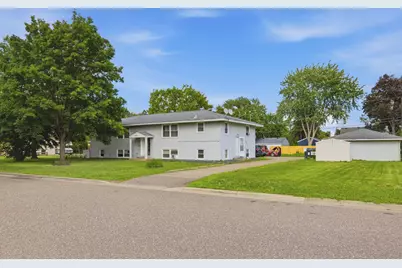 5116 Edgewood Avenue N, Crystal, MN 55428 - Photo 3