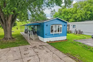 13100 318th St, Lindstrom, MN 55045 - Photo 25
