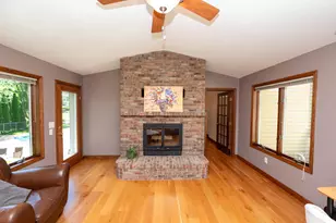 375 Bohlken Dr, Hastings, MN 55033 - Photo 5