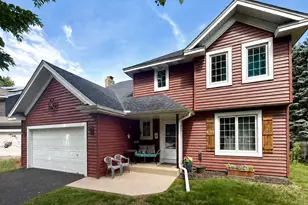 864 Winterberry Ct, Woodbury, MN 55125 - Photo 1
