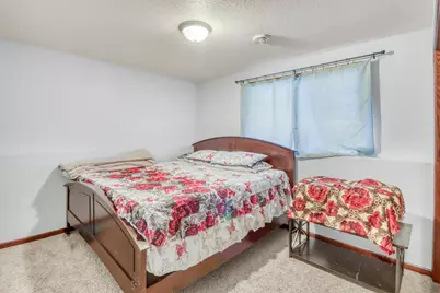 5543 27th Street S, Fargo, ND 58104 - Photo 37