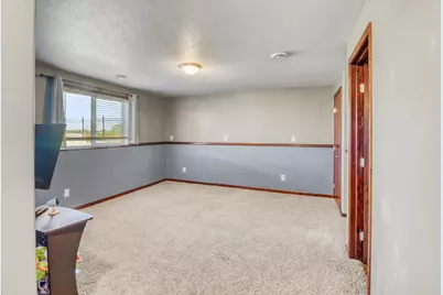 5543 27th Street S, Fargo, ND 58104 - Photo 35