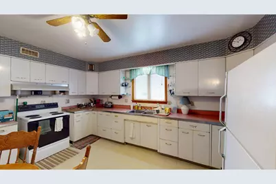 121 N 2nd Street, Kiester, MN 56051 - Photo 3