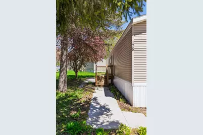 175 Highview Circle, Watertown, MN 55388 - Photo 5