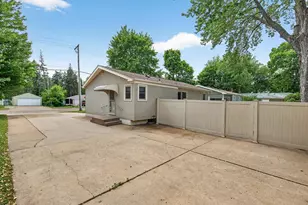 6206 47th Ave N, Crystal, MN 55422 - Photo 25