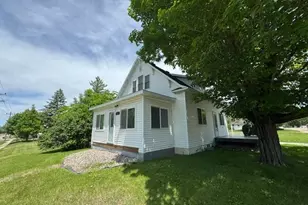 114 Central Ave S, Bertha, MN 56437 - Photo 9