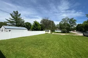 114 Central Ave S, Bertha, MN 56437 - Photo 3