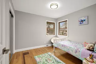 11004 Oak Knoll Terrace N, Hopkins, MN 55305 - Photo 13
