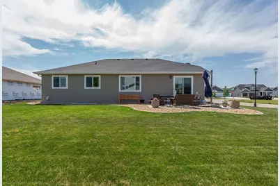 3977 49th Avenue S, Fargo, ND 58104 - Photo 5