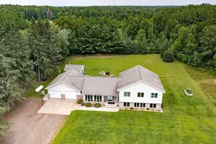 321 Carriage Hill Dr W, Hinckley, MN 55037 - Photo 31