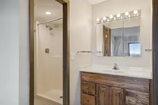 3320 Louisiana Ave S, Saint Louis Park, MN 55426 - Photo 17