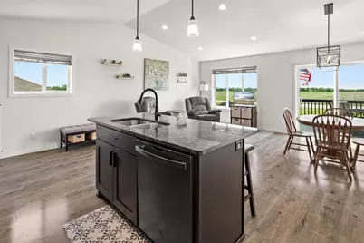 1714 75th Avenue S, Fargo, ND 58104 - Photo 5