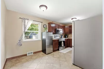 5012 Russell Avenue N, Minneapolis, MN 55430 - Photo 9