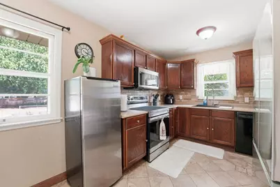 5012 Russell Avenue N, Minneapolis, MN 55430 - Photo 11