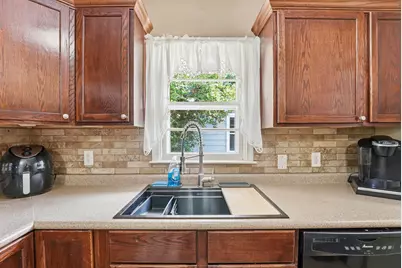 5012 Russell Avenue N, Minneapolis, MN 55430 - Photo 13