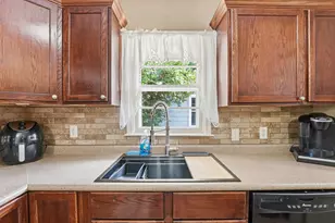 5012 Russell Ave N, Minneapolis, MN 55430 - Photo 13