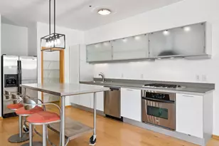 2818 Aldrich Ave S, Minneapolis, MN 55408 - Photo 33