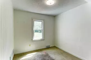 1612 County Rd C E, Maplewood, MN 55109 - Photo 11