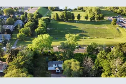 1612 County Road C E, Maplewood, MN 55109 - Photo 17