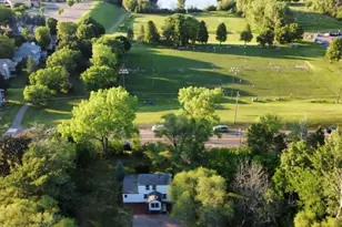 1612 County Rd C E, Maplewood, MN 55109 - Photo 17