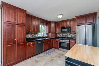 225 20th Street NW, Owatonna, MN 55060 - Photo 1