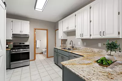 2008 Parkway Avenue, Shakopee, MN 55379 - Photo 9