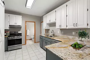 2008 Parkway Ave, Shakopee, MN 55379 - Photo 9