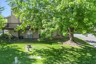1264 Deercliff Ln, Eagan, MN 55123 - Photo 37