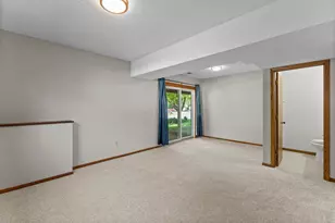 1264 Deercliff Ln, Eagan, MN 55123 - Photo 21