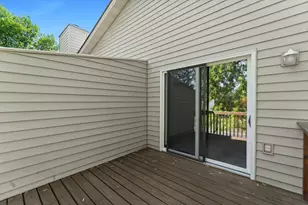 1264 Deercliff Ln, Eagan, MN 55123 - Photo 13