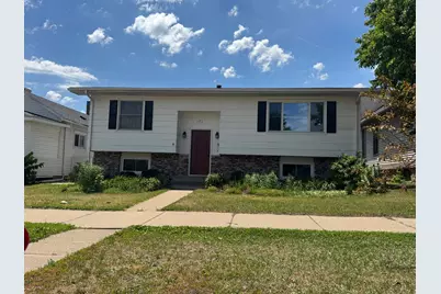 723 E Broadway Street, Winona, MN 55987 - Photo 1