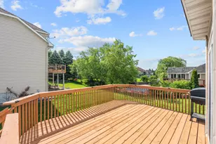 4290 Cottonwood Ln N, Plymouth, MN 55441 - Photo 7