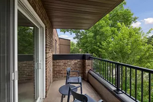 2220 Midland Grove Rd, Roseville, MN 55113 - Photo 31