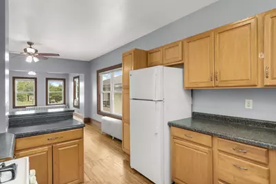 609 Snelling Avenue N, Saint Paul, MN 55104 - Photo 15