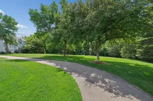 9062 Terra Verde Trail, Eden Prairie, MN 55347 - Photo 15