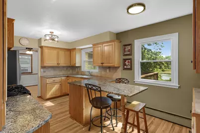 8473 Meadow Lake Road N, New Hope, MN 55428 - Photo 15
