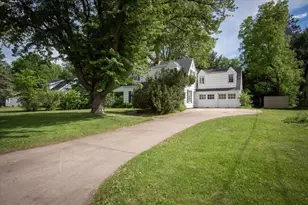 320 Elm Ave W, Menomonie, WI 54751 - Photo 41