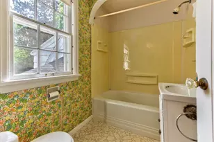 320 Elm Ave W, Menomonie, WI 54751 - Photo 25