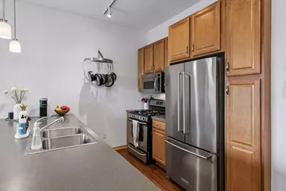 4525 Park Commons Drive #319, Saint Louis Park, MN 55416 - Photo 9