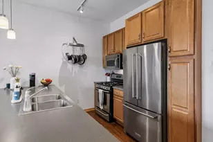 4525 Park Commons Dr, Saint Louis Park, MN 55416 - Photo 9