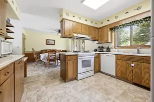 1304 26th Ave S, Moorhead, MN 56560 - Photo 9