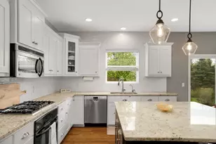 3582 Springwood Path, Eagan, MN 55123 - Photo 13