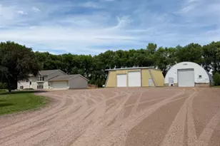 78772 290th St, Madelia, MN 56062 - Photo 1