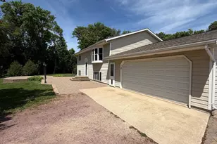 78772 290th St, Madelia, MN 56062 - Photo 9
