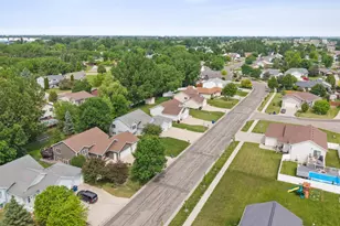 1907 33rd St S, Moorhead, MN 56560 - Photo 35