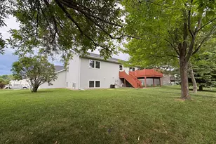 1907 33rd St S, Moorhead, MN 56560 - Photo 3