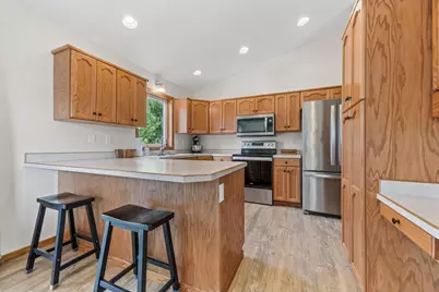 1907 33rd Street S, Moorhead, MN 56560 - Photo 11