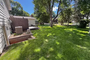 906 Birch St, Marshall, MN 56258 - Photo 21