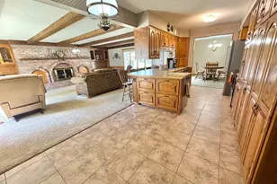 906 Birch St, Marshall, MN 56258 - Photo 7