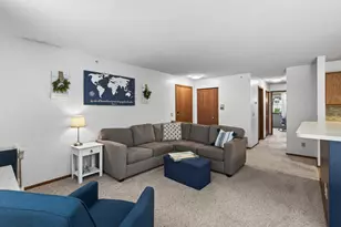 15155 Lesley Ln, Eden Prairie, MN 55346 - Photo 5